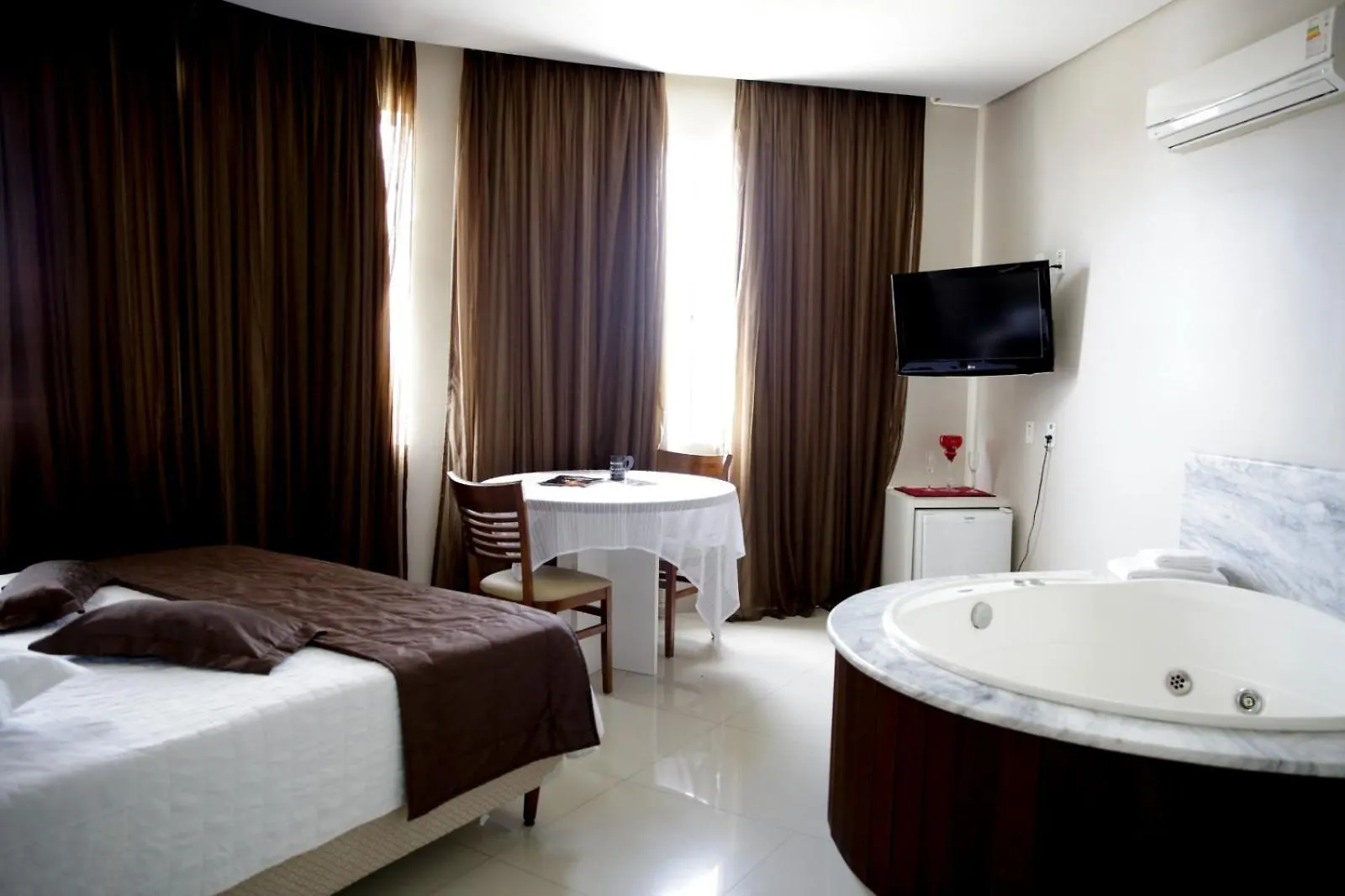Hotel Emacite Flex Mafra